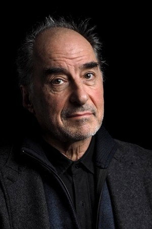 Lorenzo Alessandri as prof. Storioni in Auguri professore