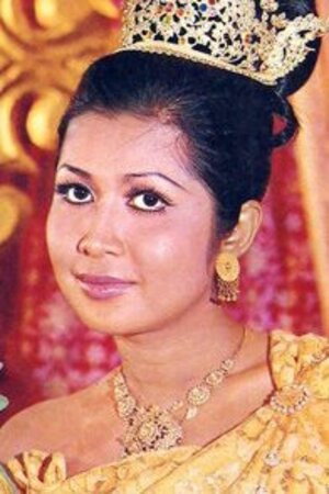Yaowarat Nisakorn as Supattra in E-Tan