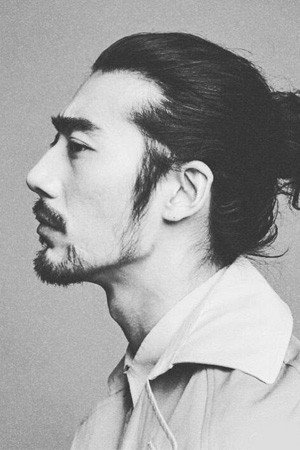 孙远宁 as Liu Yueping in 首席继承者