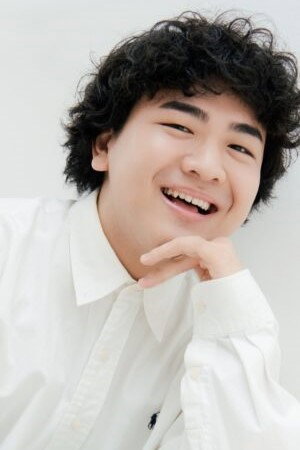 Jyotaro as Tomoo Fukumoto in Wingman