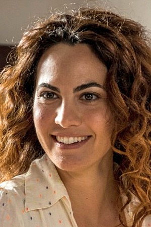 Enrica Guidi as Costanza in L'eroe
