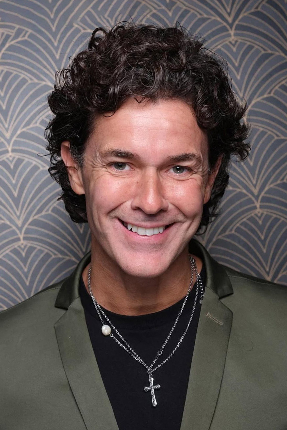 Mariano Martínez as Martín Marquesi in Son amores