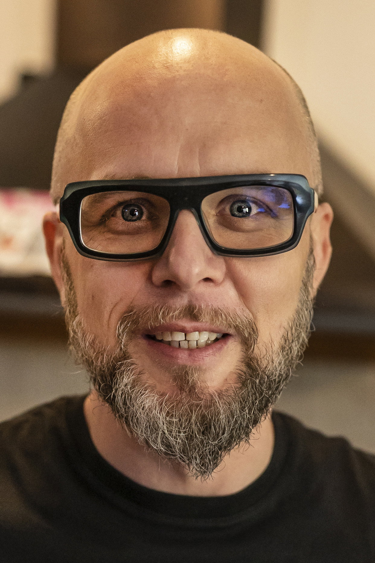 Michal Deus as Jarouš in Hotel Kokořín