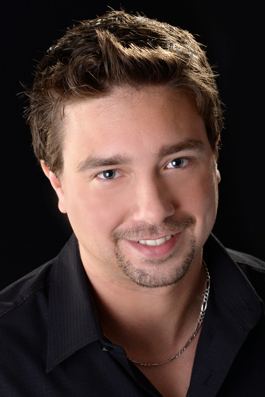 Pierre-Luc Blais as Self - Mixmania in Mixmania: 20 Years Later