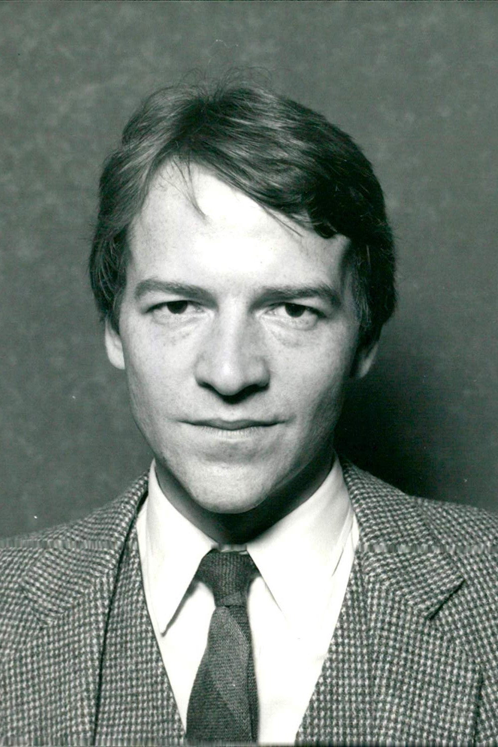 John Vine as DS John Massingham in Shroud for a Nightingale
