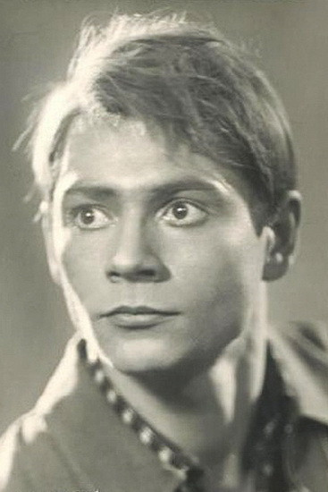 Владимир Краснов as Vilka Fisher in Horsemen
