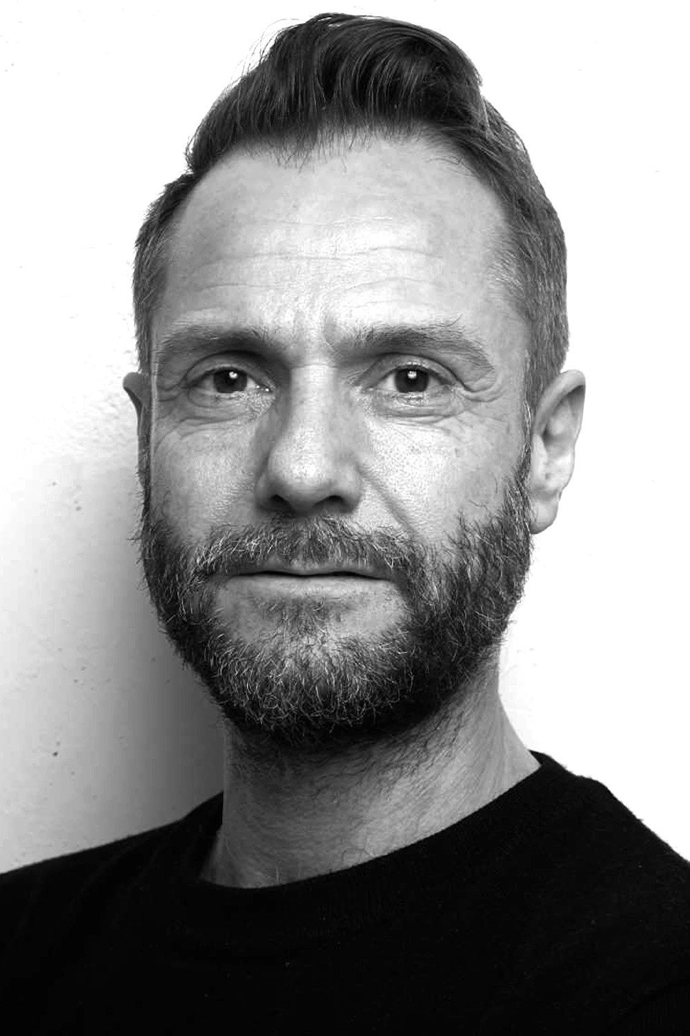 Espen Reboli Bjerke as Thomas Lønnhøiden in The River