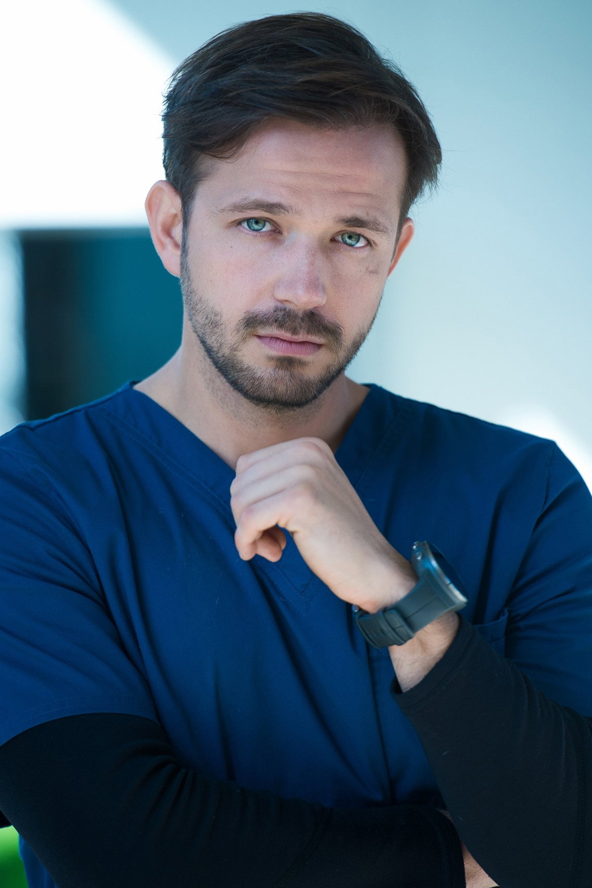 Александър Алексиев as Tony in A Dose of Happiness