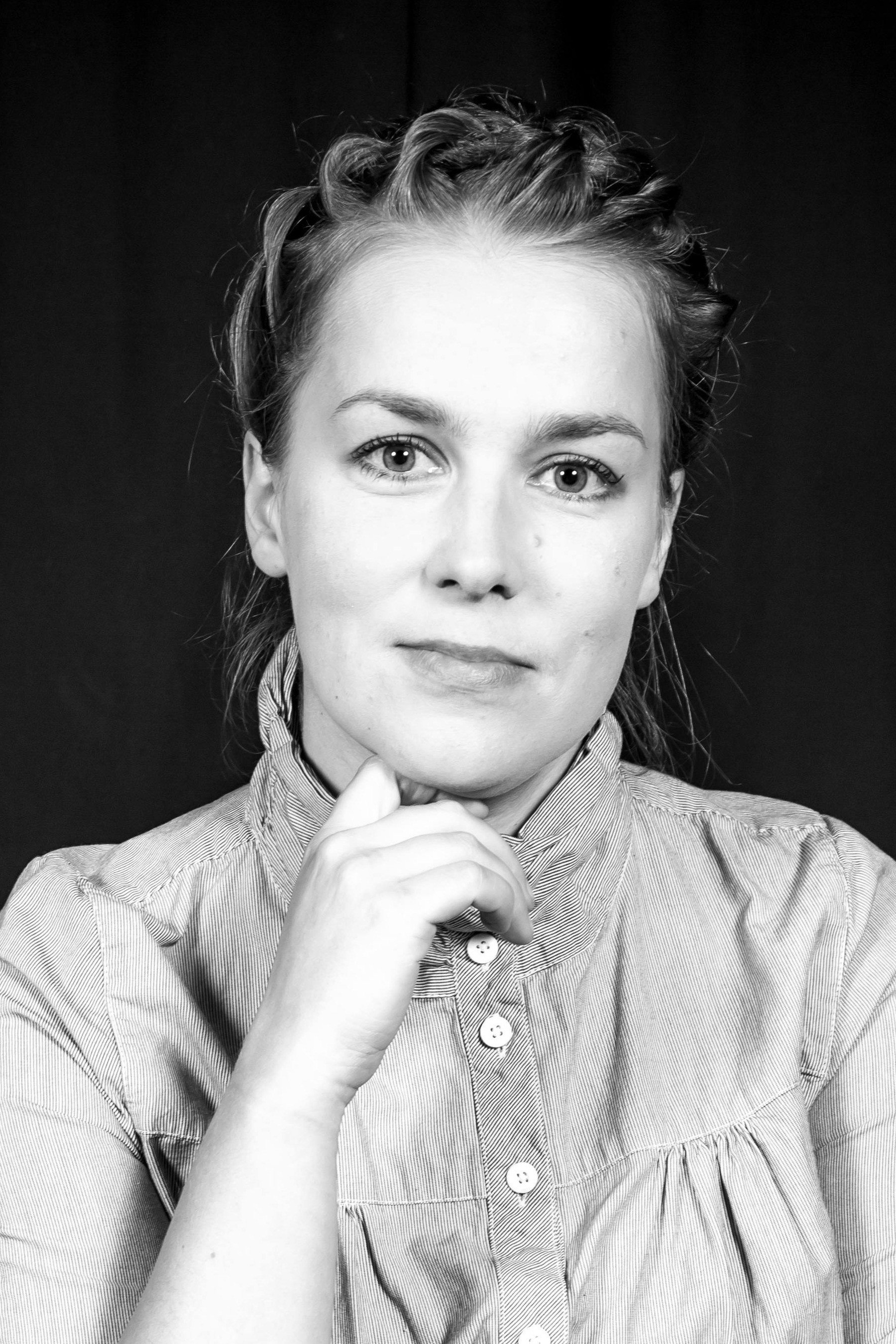 Anneli Rahkema as Anna in Virago