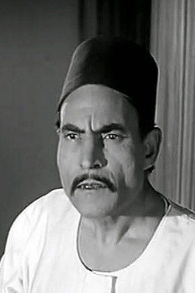 Kamel Anwar as Metwally - متولى in Lady Aziza