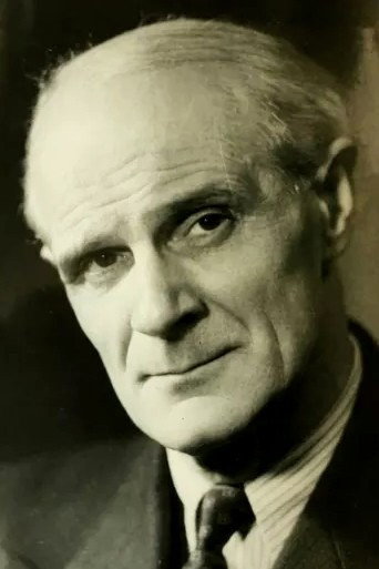Denis d'Inès as Berryer in Chambers