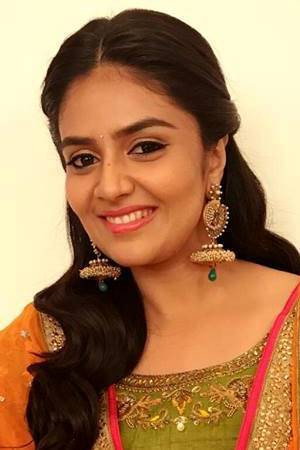 Sreemukhi as Lucky in Maestro