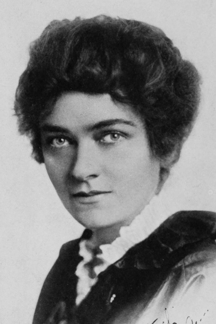Jane Wolfe as Garrie / The Mountain Witch in The Mountain Witch
