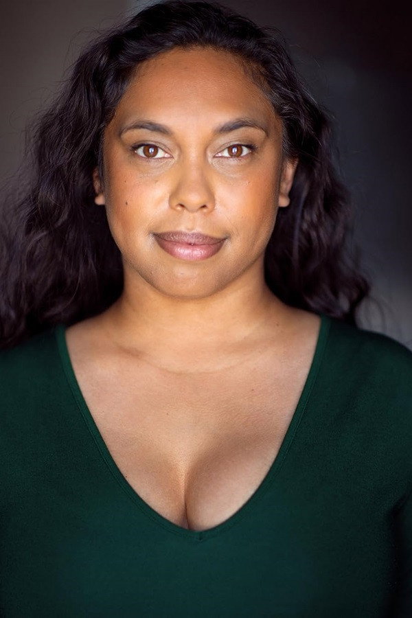 Chenoa Deemal as Linda Goolagong in Goolagong