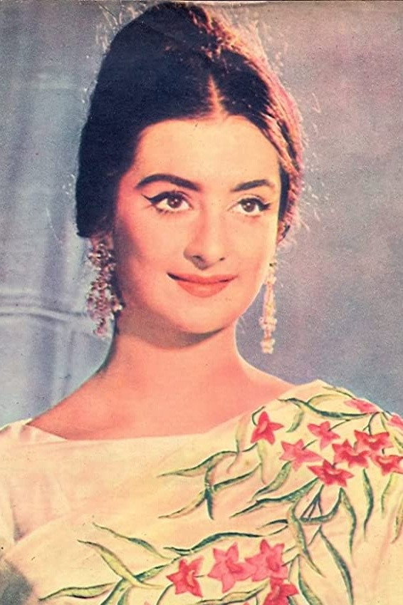 Saira Banu as Reeta Singh in Pyar Mohabbat