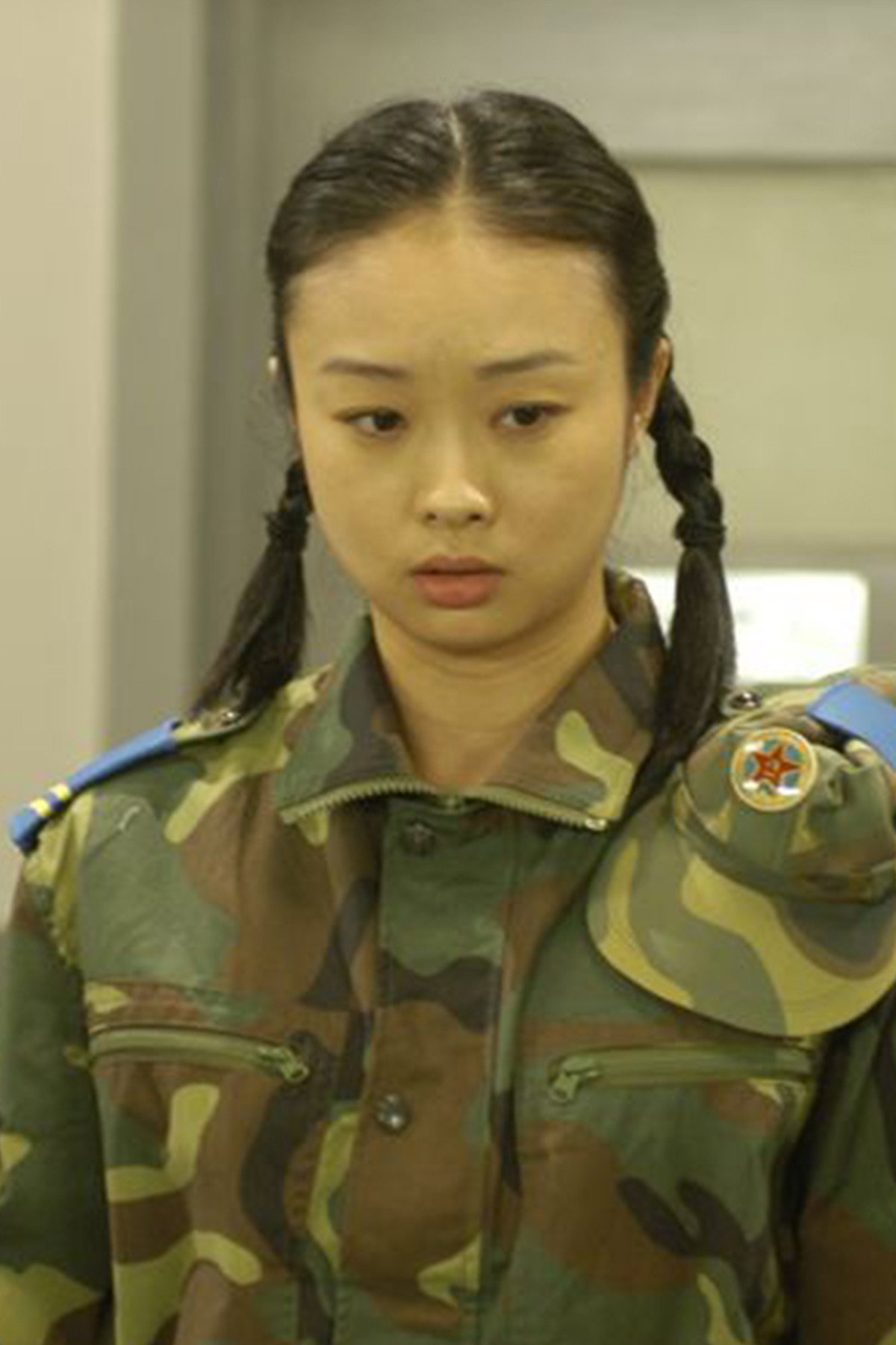 张乔玫 as 小张 in 卫生队的故事