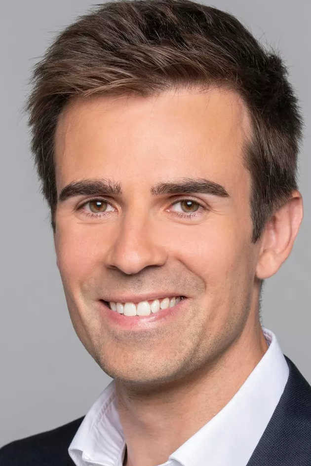 Jean-Baptiste Marteau as Self in Homos in France