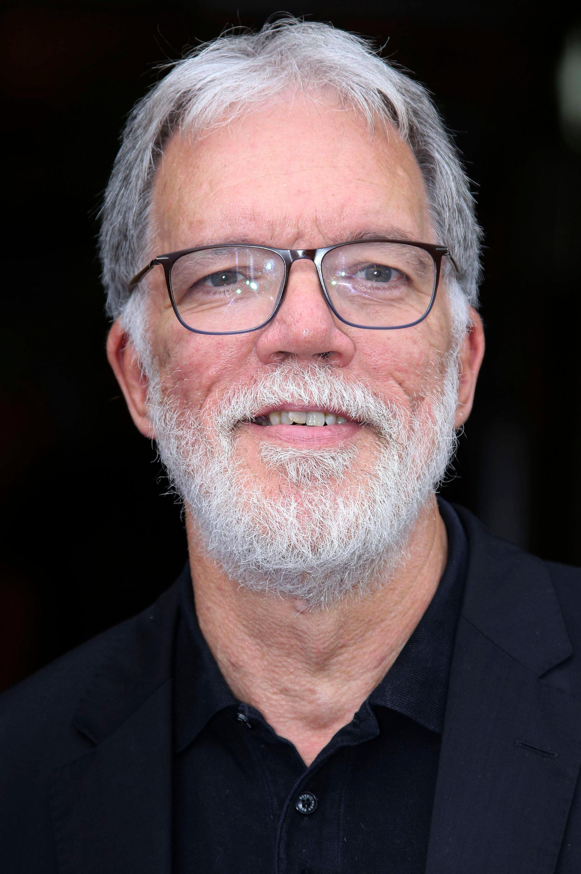 Wolfgang Trepper as Self - Host in Früher war alles besser