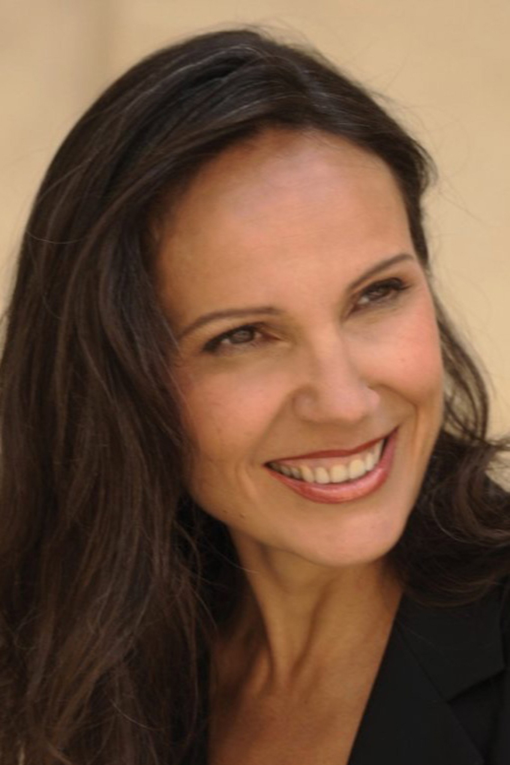 Béatrice Uria-Monzon as Queen Gertrude in Hamlet