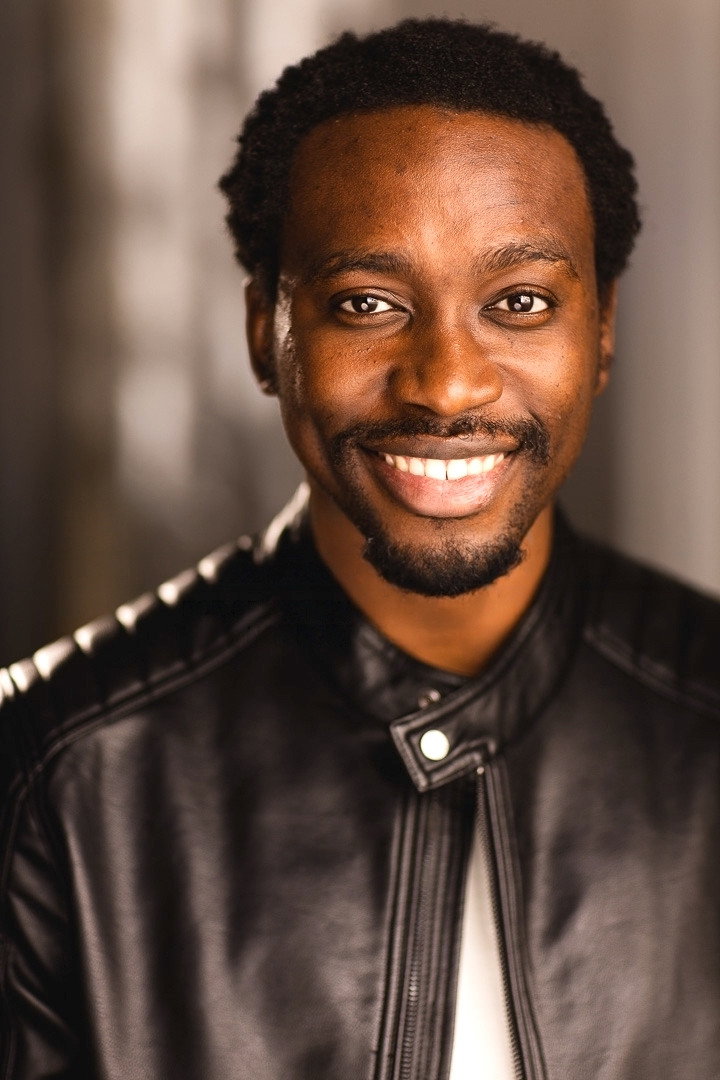 Kosa Akaraiwe as Byron in Thanks For The Room