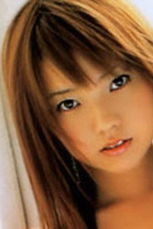 安倍麻美 as Sakura Minami in Minami's Girlfriend