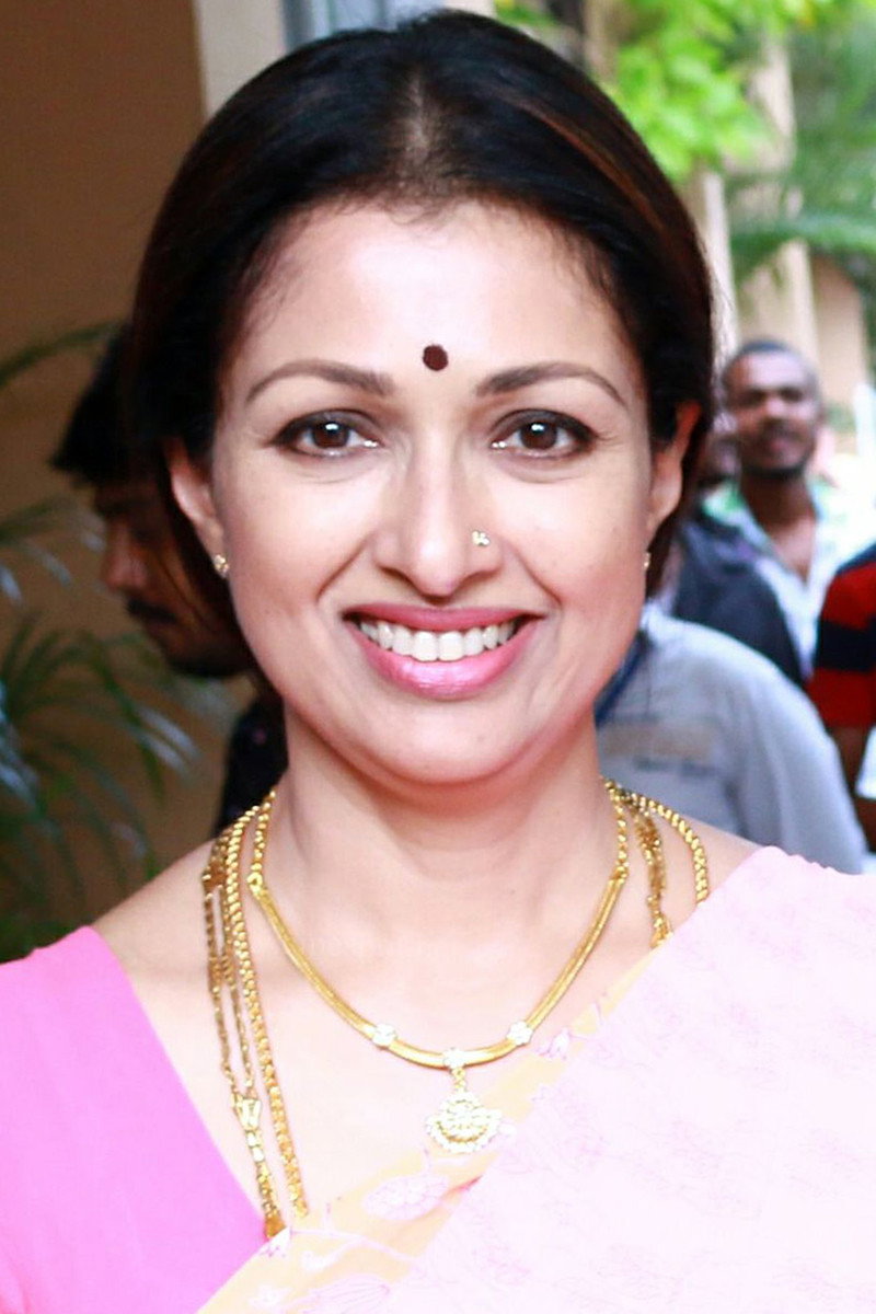 Gautami Tadimalla as Sulochana in Ayalathe Adheham