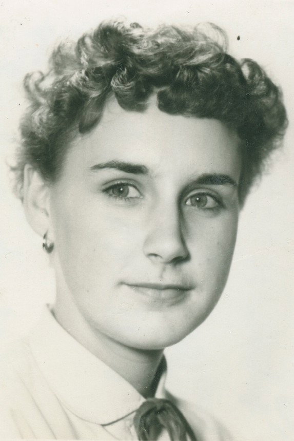 Fillie Lyckow as Aunt Ebba in Broken Sky