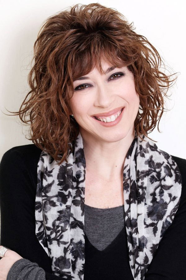 Veronica Pivetti as Fosca in Honeymoon Trips