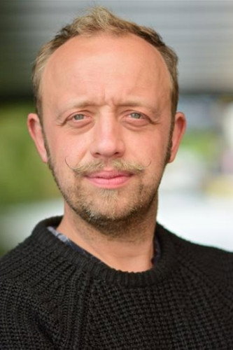 Michael Lambourne as Matt in Cashback