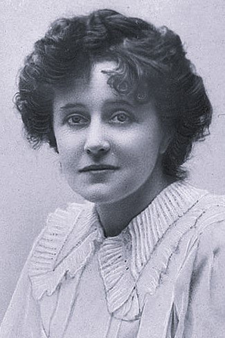Eva Moore as Mrs. Cunningham in Brown Sugar