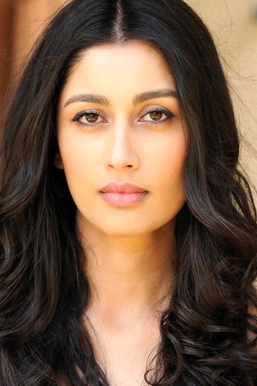 Karishma Ahluwalia as Jessie in Chimera Strain
