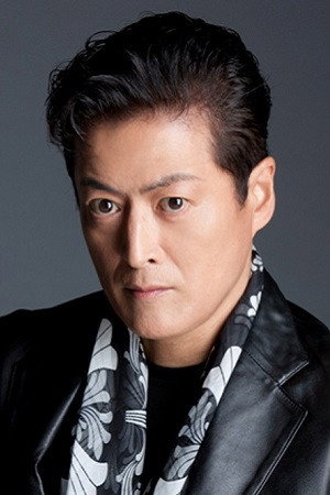 陣内孝則 as Morihiko Dan in Detective School Q