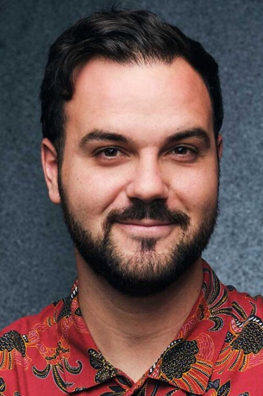 Samuel Cardita as Jornalista in Downfall