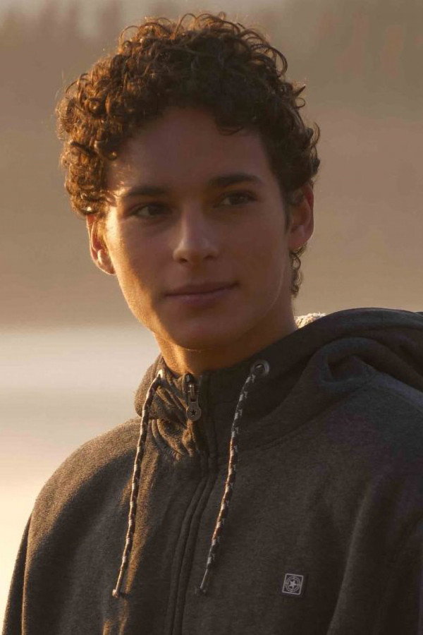 Alexander Kenderov as Dani in Escape