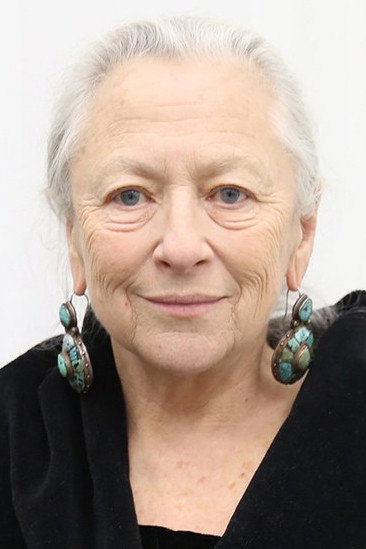 Irène Silvagni as Self in La Machine Mode