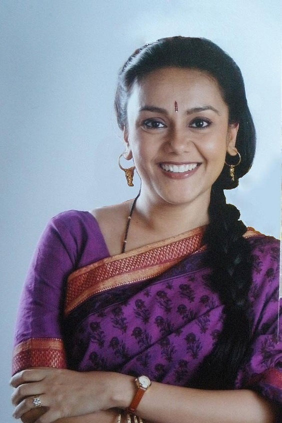 Deepika Amin as Madhu Gupta in Bada Naam Karenge