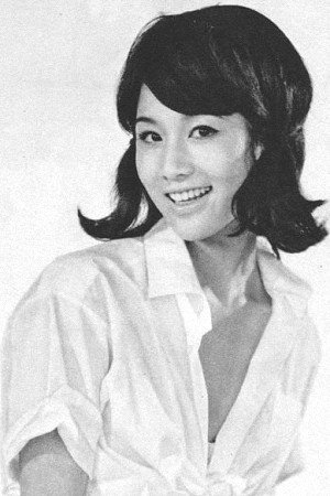 城野ゆき as Kuniko in Henchmen
