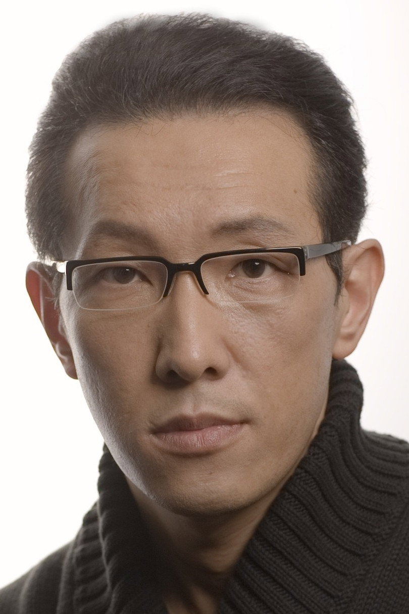 阪田マサノブ as Mama in Nichōme no Holmes