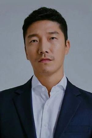 홍기준 as Park Byoung-sik in The Outlaws