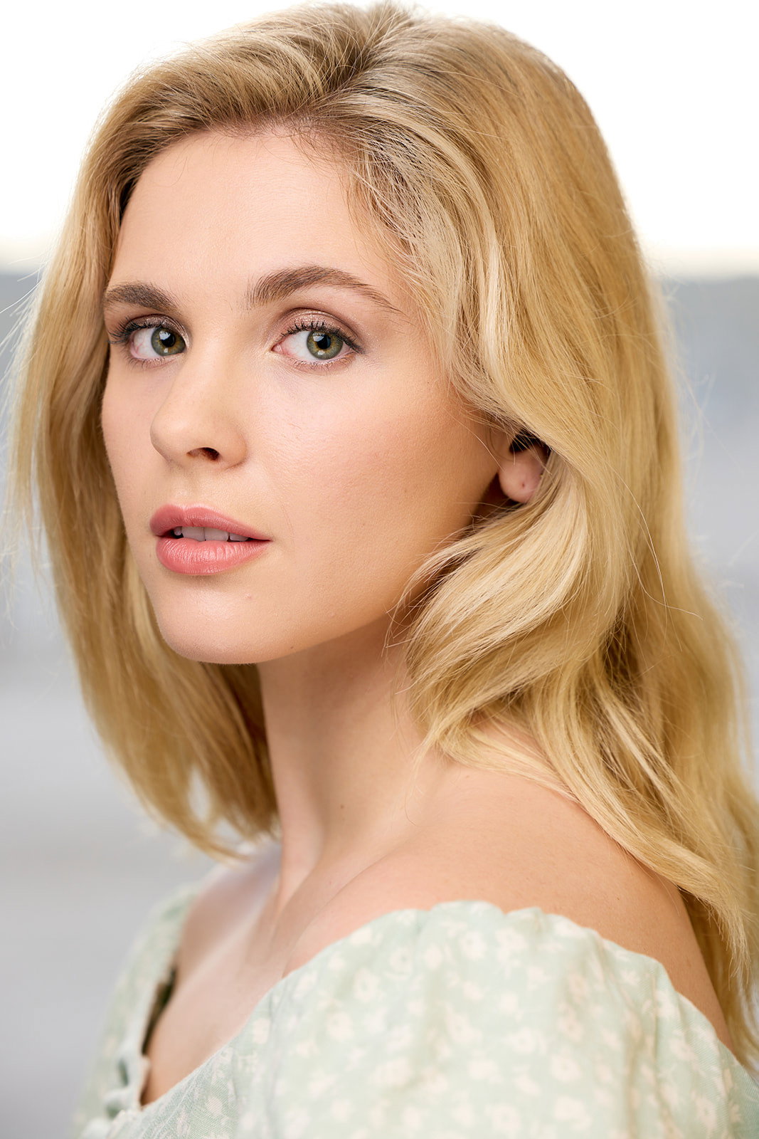Ashley Michelle Grant as Evelyn Smith in Ms. Billionaire’s Love Business