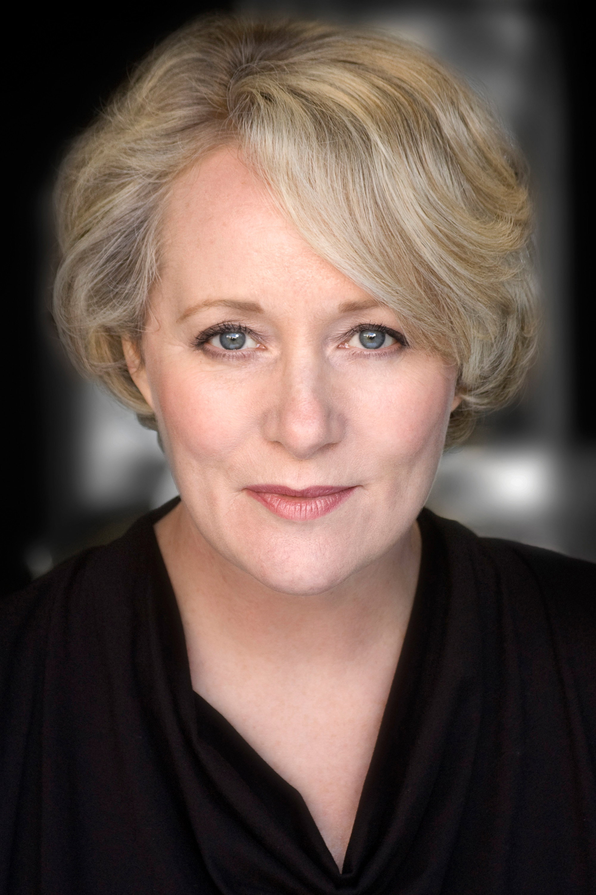 Michelle Holmes as Yvonne Sparrow in Goodnight Sweetheart