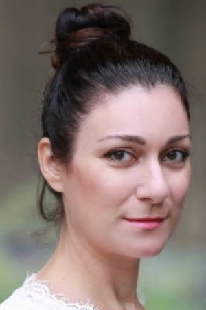 Marianna La Notte as Penelope (la fioraia) in Gatti & Sfigatti