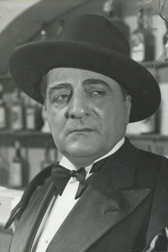 Henri Poupon as Le Papet in Ugolin