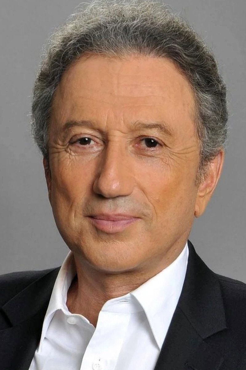 Michel Drucker as Self - Host in Studio Gabriel