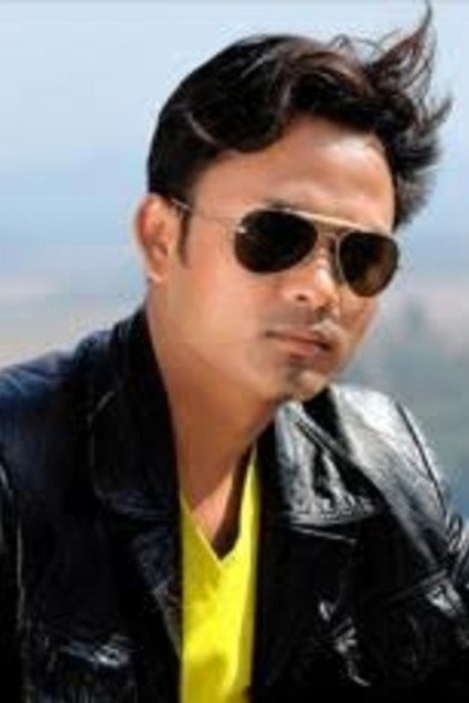 Kaiku Rajkumar as Sanahal in Tharo Thambal
