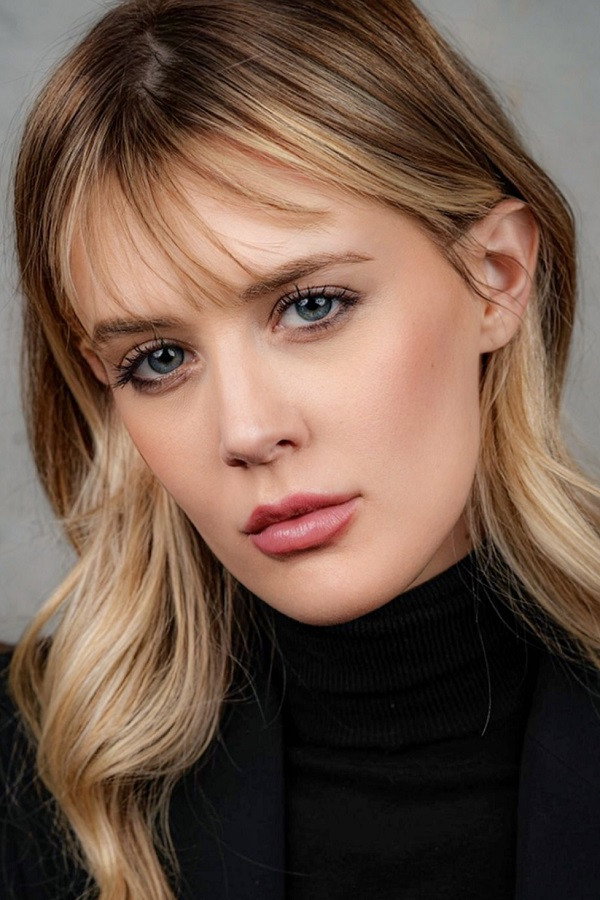 Alon McKlveen as Hope in Torn Hearts
