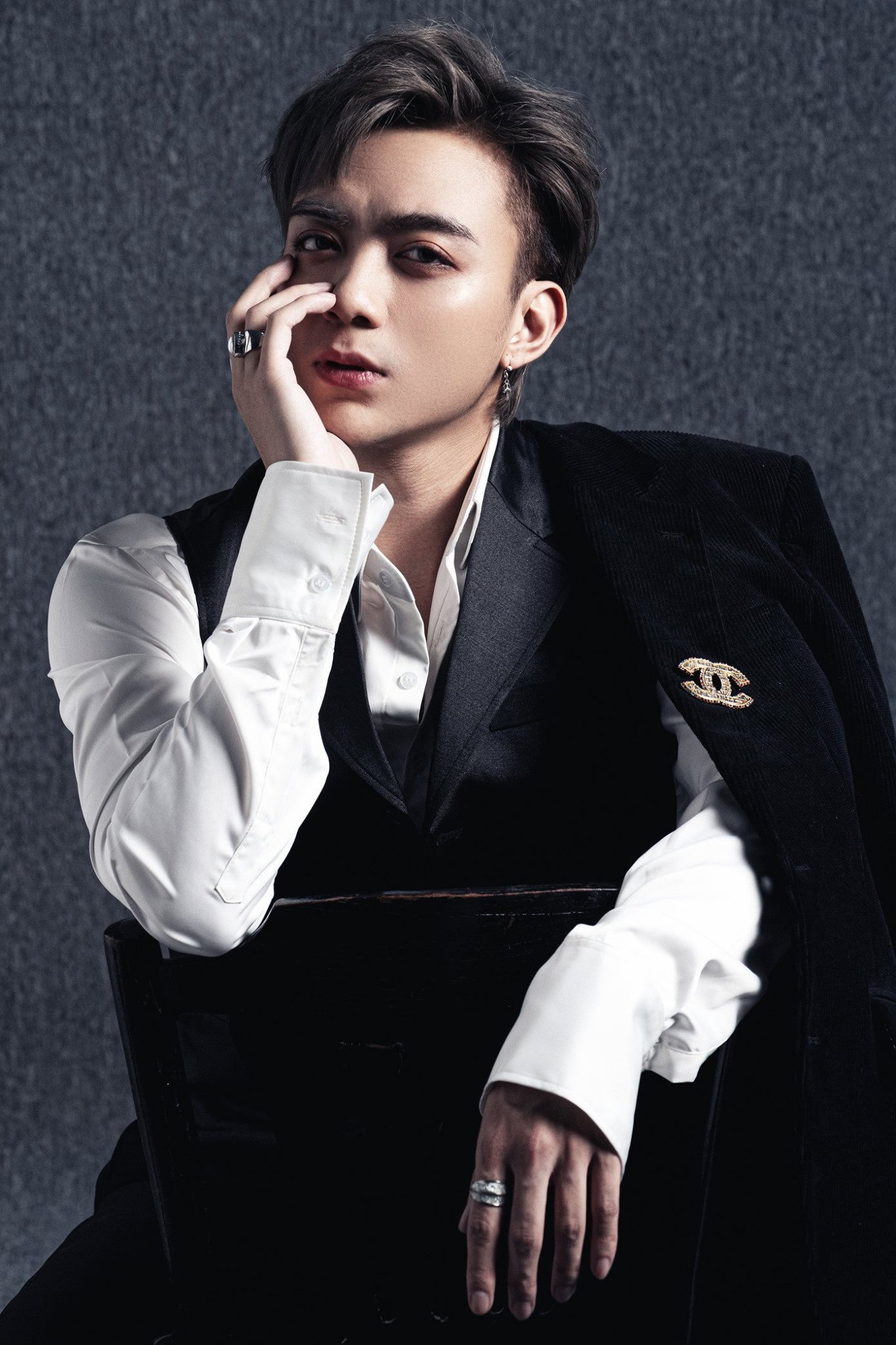 SOOBIN as Self - Contestant in Ngôi Sao Việt