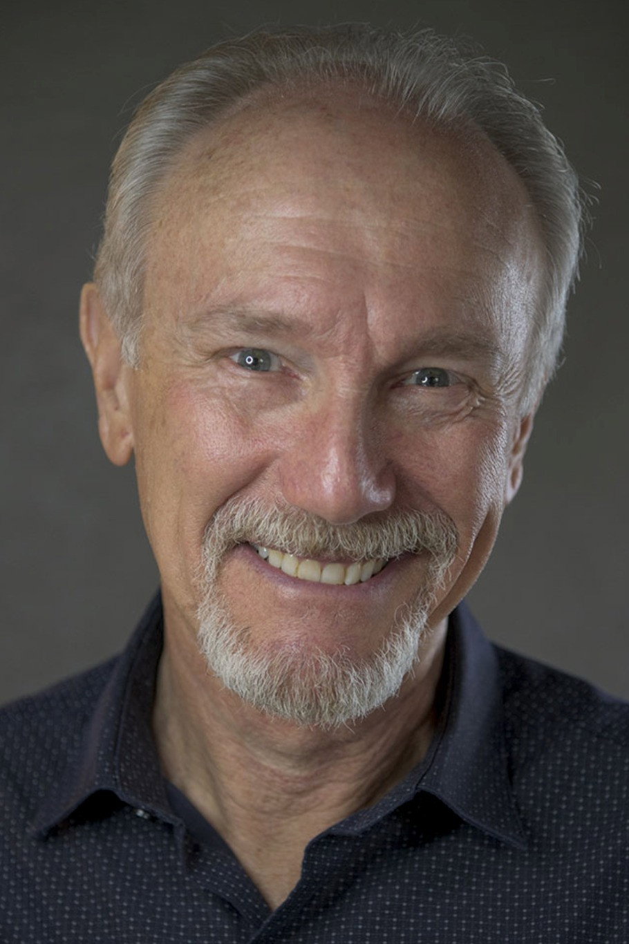 Ron Sloan as Ron Sloan in 13 Fanboy