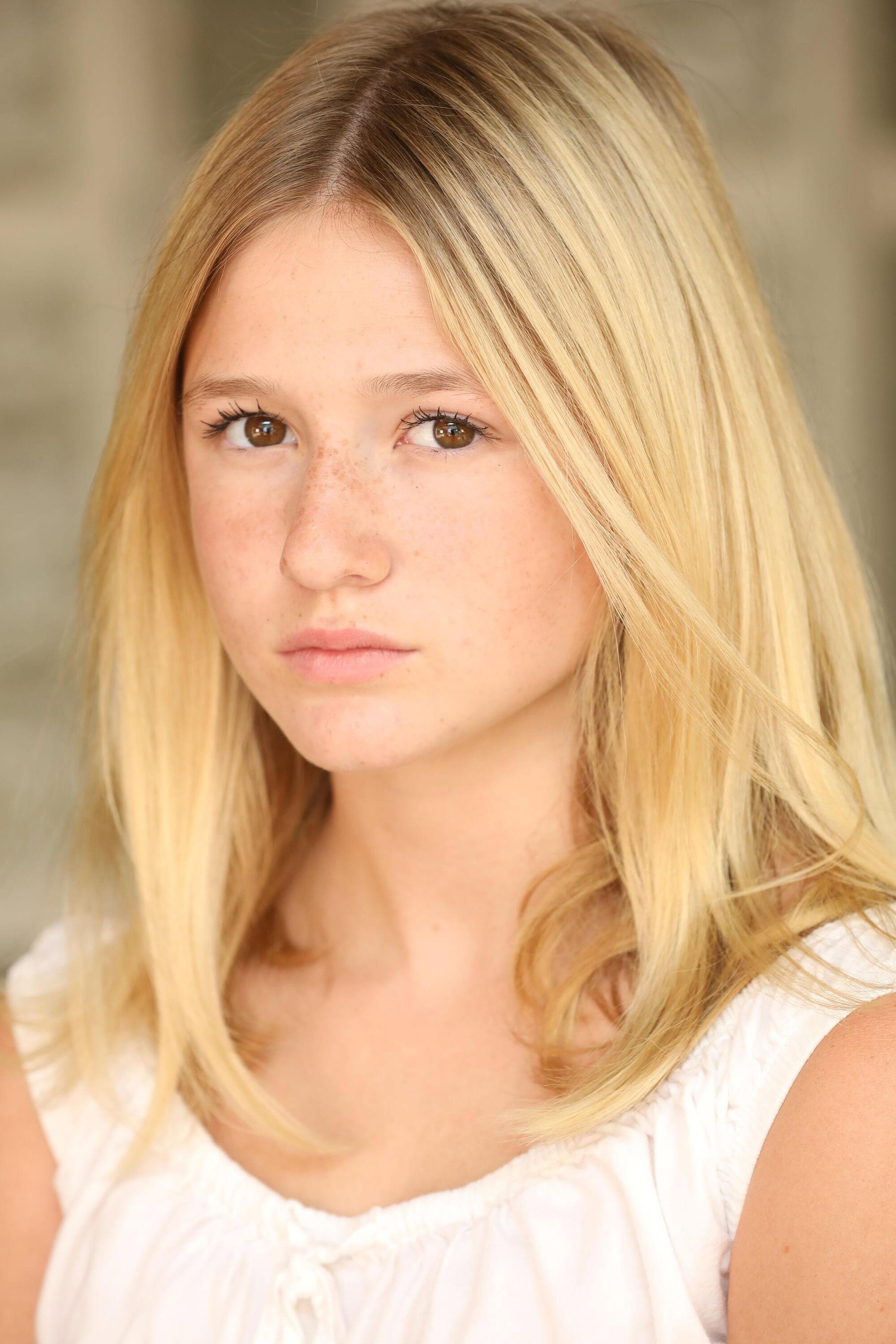 Kate Sullivan as Blonde in The Girl