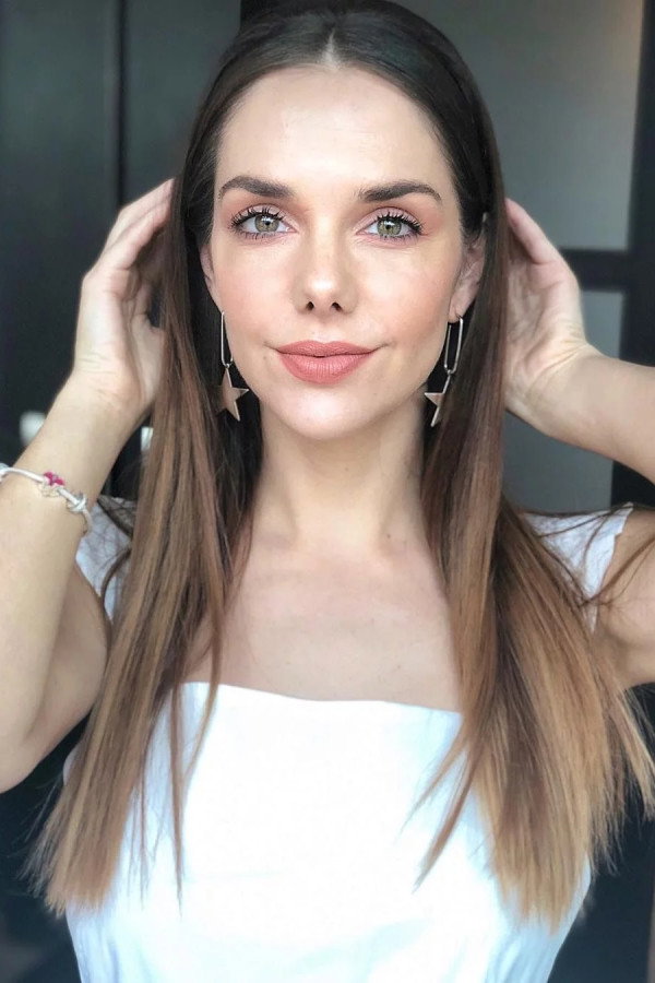 Julieta Nair Calvo as Inés Fernández in Separadas